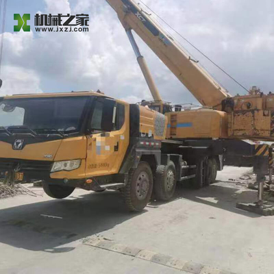 Cranes de camions d'occasion de 100 tonnes de capacité de levage nominale avec un statut d'occasion et une vitesse maximale de conduite de 80 km/h